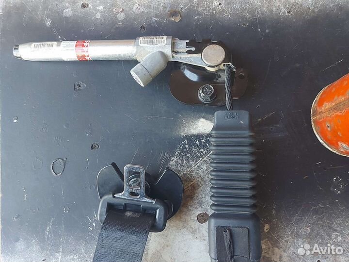 Натяжитель ремня безопасности kia optima 2.4