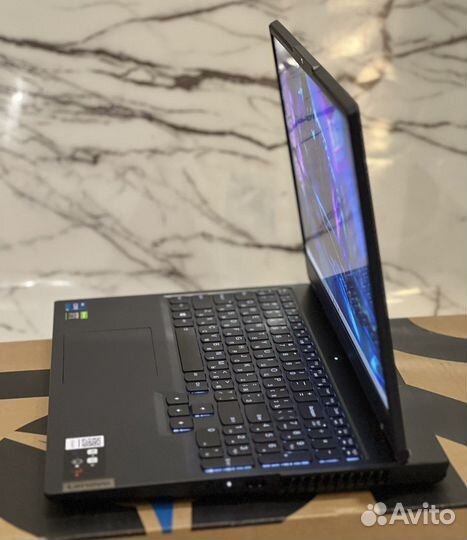 Lenovo legion 5 rtx 3060 130W/i5 11400H/16GB