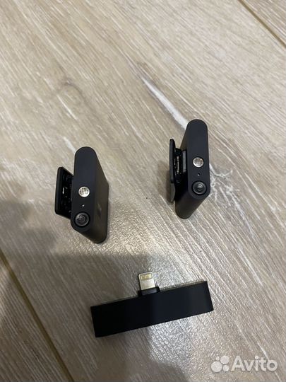 Петличный микрофон для iPhone