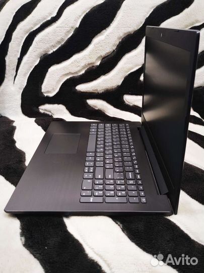 Ноутбук Lenovo Ideapad 330