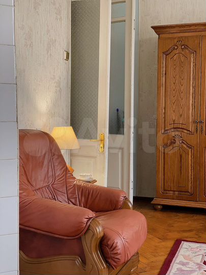 3-к. квартира, 80 м², 1/1 эт.