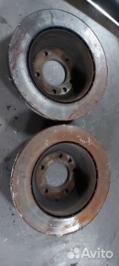 Диски тормозные задние на Volkswagen Touareg