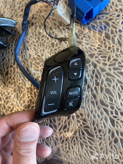 Кнопки на руль Mazda 3 bk (2008)