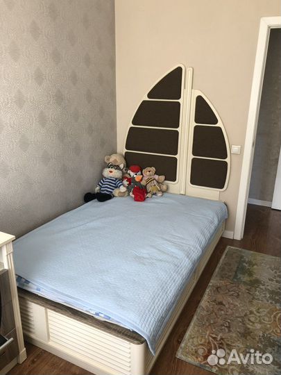 Спальный гарнитур бу