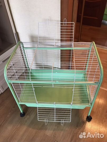 Клетка на колесах для кролика, свинки