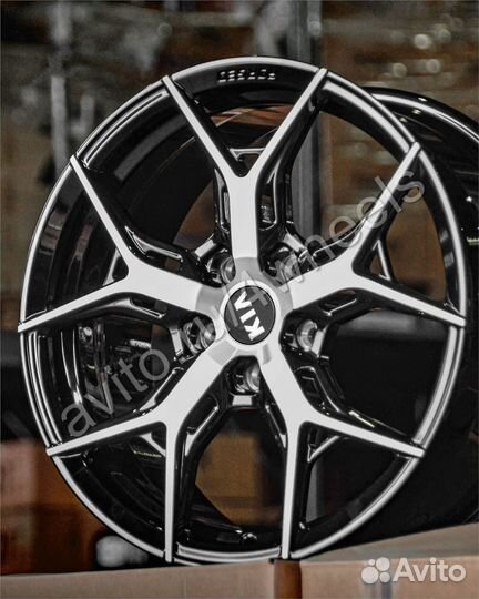 Кованые диски Kia Sorento R19 наличие