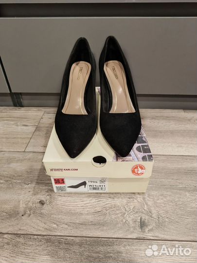 Туфли лодочки на шпильке чёрные