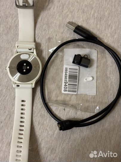 Смарт-часы Garmin Vivoactive 3