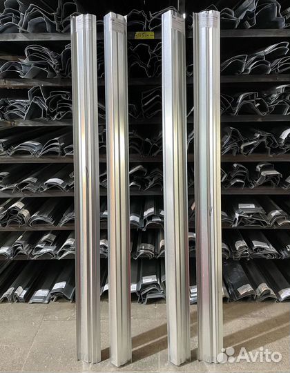 Порог верхний левый Infiniti QX56 (QX80)(1мм)