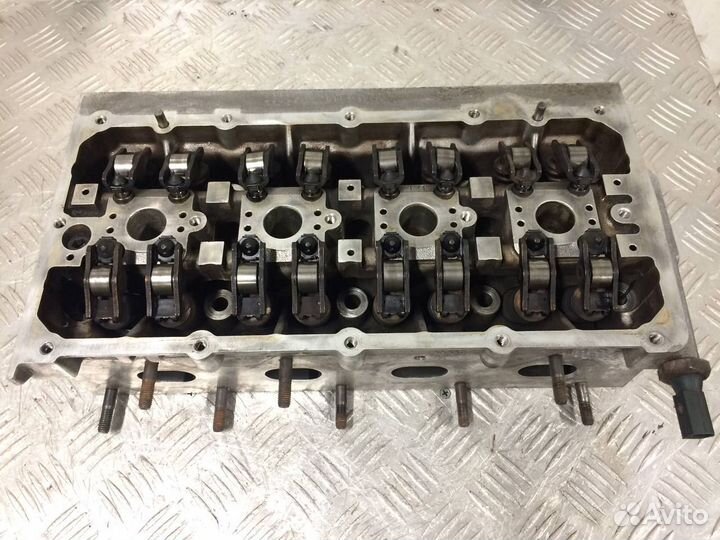 Головка блока Skoda Octavia A4 1.6 16V AUS
