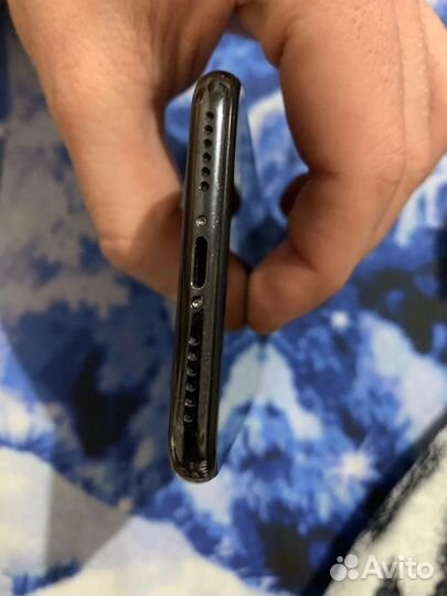 iPhone X, 256 ГБ