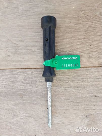 Audi a4 b8 отвертка со сменными насадками