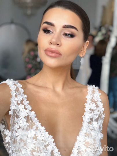 Прически и макияж