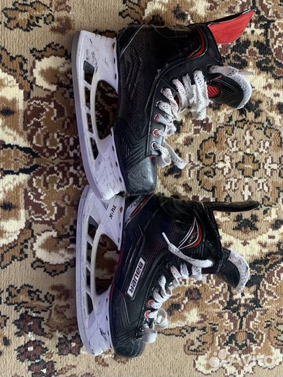 Хоккейные коньки Bauer Vapor x600
