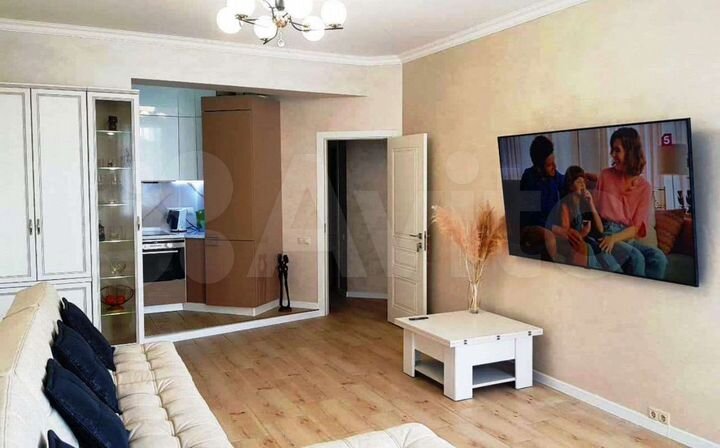 2-к. квартира, 64 м², 3/18 эт.