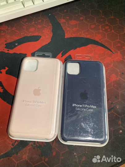 Оригинальные чехлы на iPhone