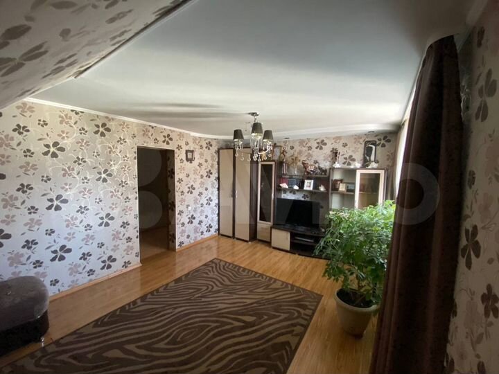 Дом 238 м² на участке 19,6 сот.