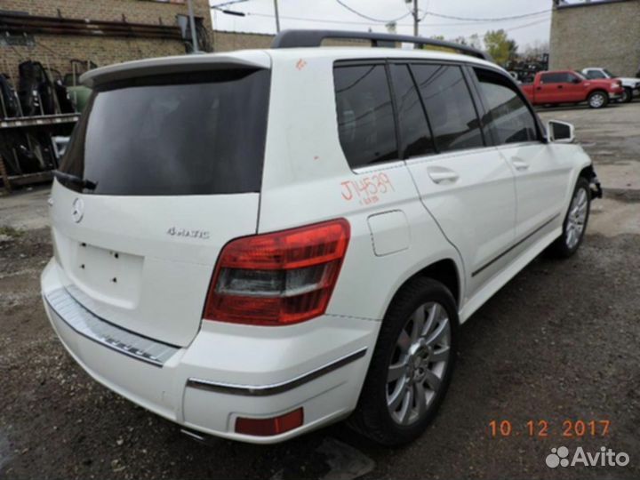 Mercedes GLK X204 2010 г кузов частями