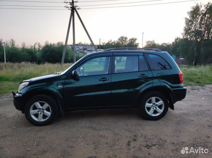 Toyota RAV4 2.0 AT, 2004, 331 000 км