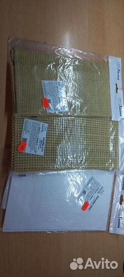 Станок для вышивания, рамки канва нитки мулине