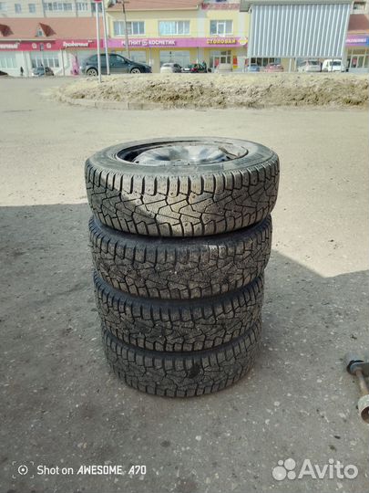 Pirelli Ice Zero 185/65 R15