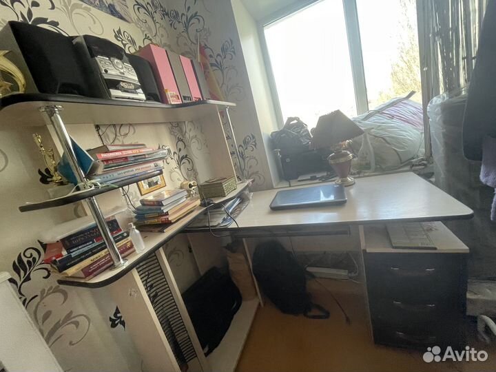 Компьютерный стол