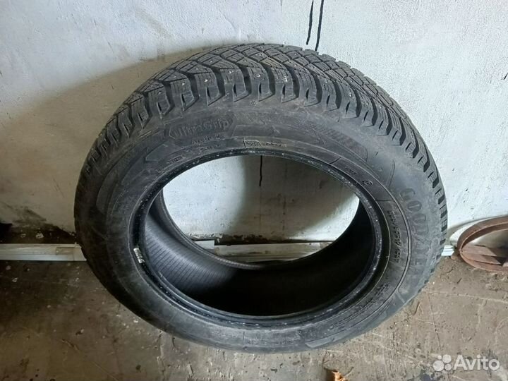 Goodyear UltraGrip Arctic 2 SUV 225/60 R17 103T