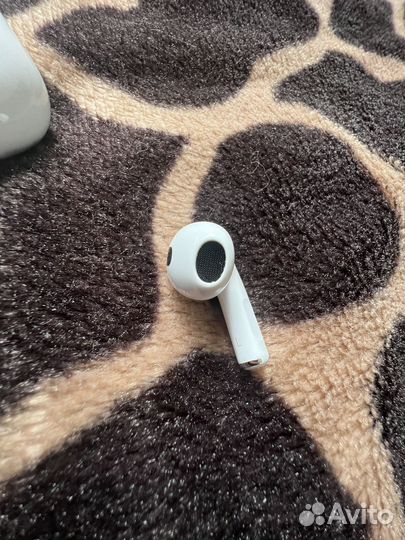 AirPods 3