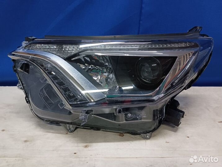 Фара левая Toyota RAV4 4 са40 2012