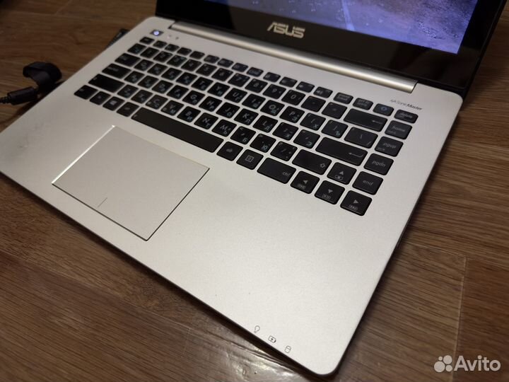 Игровой сенсорный Vivobook Asus металл