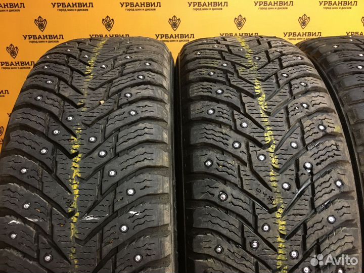 Nokian Tyres Hakkapeliitta 8 215/65 R16 102T