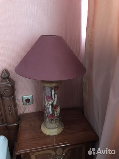 Лампа настольная