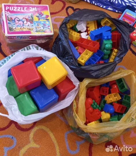 Кубики,конструктор,пазлы