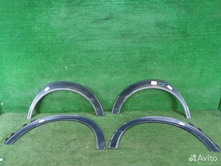 Накладка (кузов наружные) Mercedes-Benz E-Class