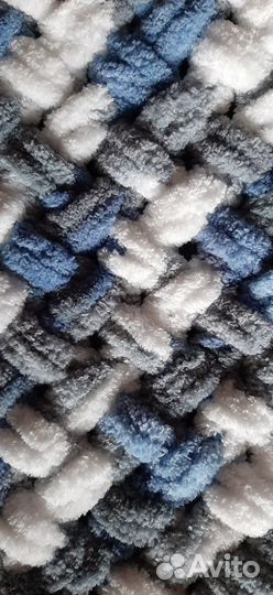 Плед из пуффи