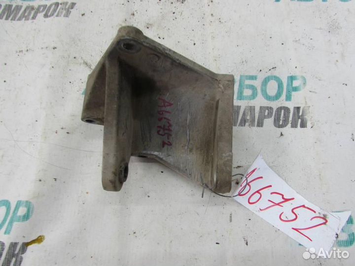 Кронштейн гидроусилителя для Nissan Almera 2 2000