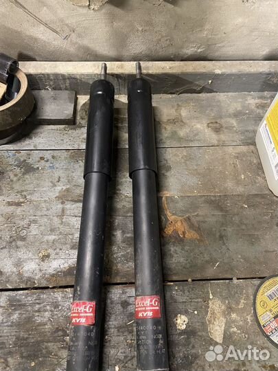 Амиртизаторы задние Ford Explorer