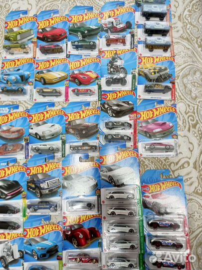 Hot Wheels по 250 отмечайте