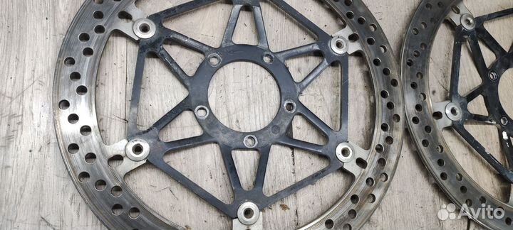 Диски передние тормозные brembo