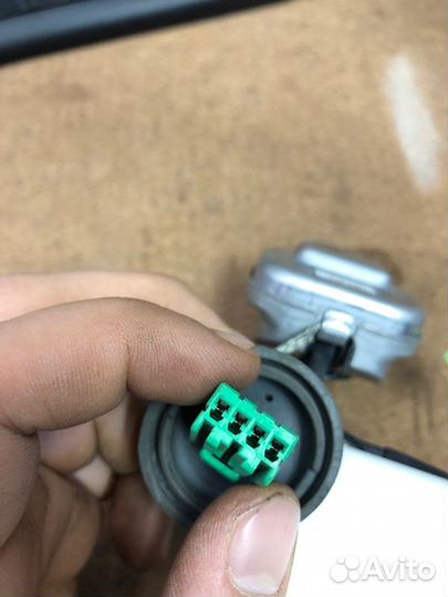 Б/У Блок ксенона В хорошем состоянии