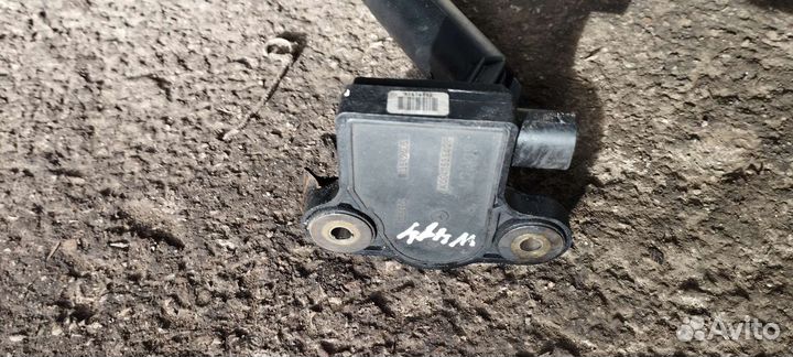 Датчик уровня масла mercedes w414 w 168 CDI