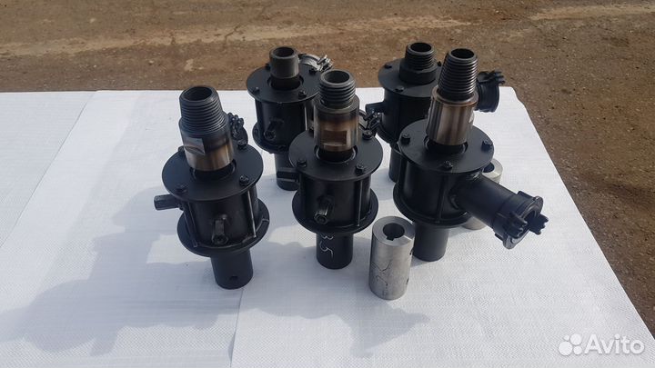 Вертлюг, буровые штанги, буры