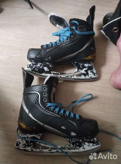 Коньки хоккейные 43 размер
