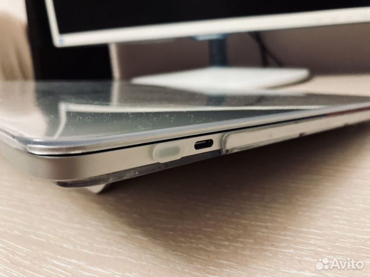 Apple MacBook Pro 15 2019 i9/16/512 SSD