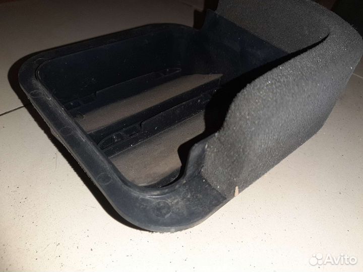 Клапан вентиляции крыла Субару Импреза GH 2010г.в