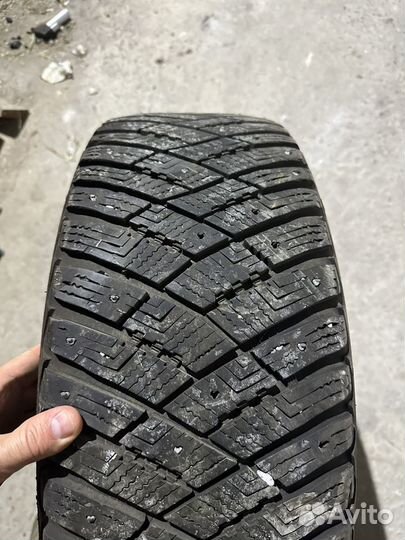 Goodyear Ultragrip Ice Arctic 225/55 R17 101T