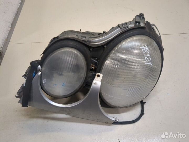 Фара (передняя) левая Mercedes E W210