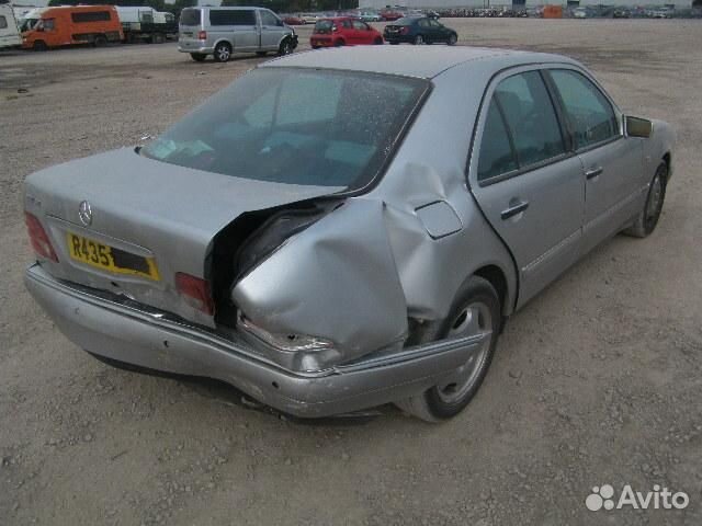 Разбор на запчасти Mercedes E W210