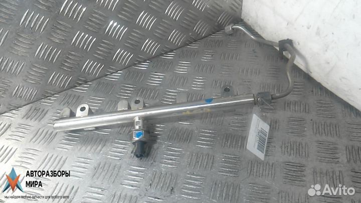 Топливная рампа Hyundai Sonata YF 2011