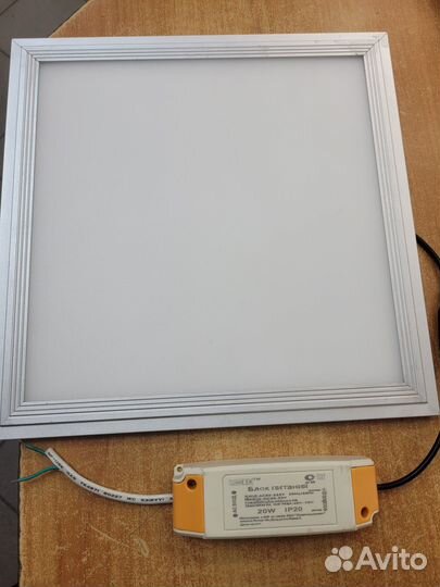 Светильник потолочный светодиодный